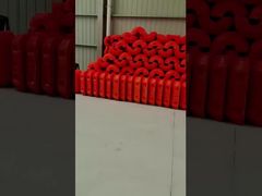 ทุ่นลอยท่อ HDPE สีส้ม พร้อมข้อต่อชุบสังกะสีแบบจุ่มร้อน และบรรจุโฟม PU เพื่อการพยุงตัว