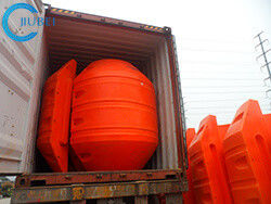 Dredge Hdpe Pipe Floaters Polyethylene Foam Float ความหนาแน่นปานกลางหุ้มฉนวนล่วงหน้า 300 มม