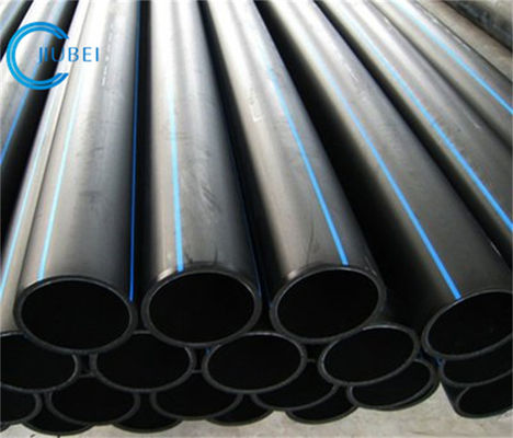 สีดําที่มีเส้นสีฟ้า HDPE ท่อการบดสําหรับความหนาที่กําหนดเองและการเชื่อมต่อ flange เหล็ก