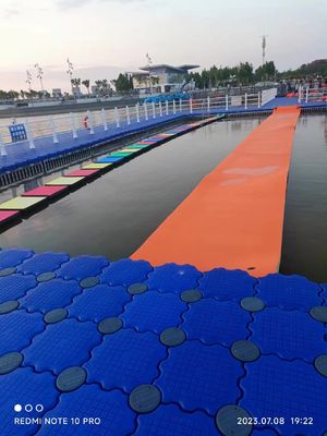 ประเภทลูกกลอง PE Pontoon / พลาสติก Pontoon ดาวสําหรับสะพาน
