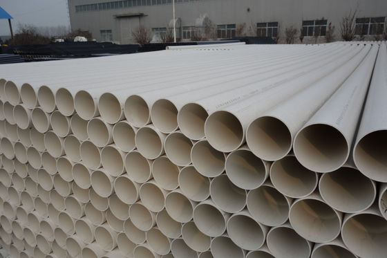 หลอดน้ํา PVC ที่ทนต่อ UV ด้วยสายเชื่อมแบบหมวด ผลิตโดยวิธีการ extrusion