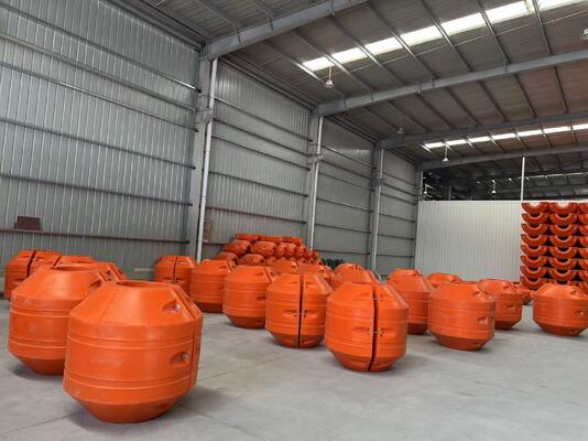 HDPE Pipe Floater อุปกรณ์ลอยที่หลากหลาย เหมาะสําหรับหลอดท่อขนาดต่าง ๆ ที่ให้ความยืดหยุ่นและความทนทานระยะยาว